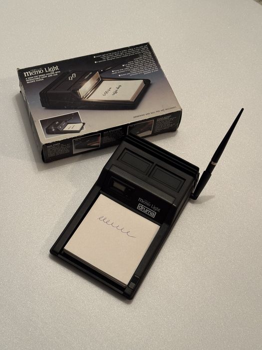 Suport notite iluminat retro