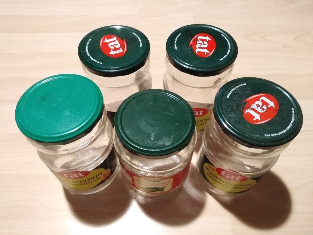Буркани с винт 0,720ml и други около 200 броя