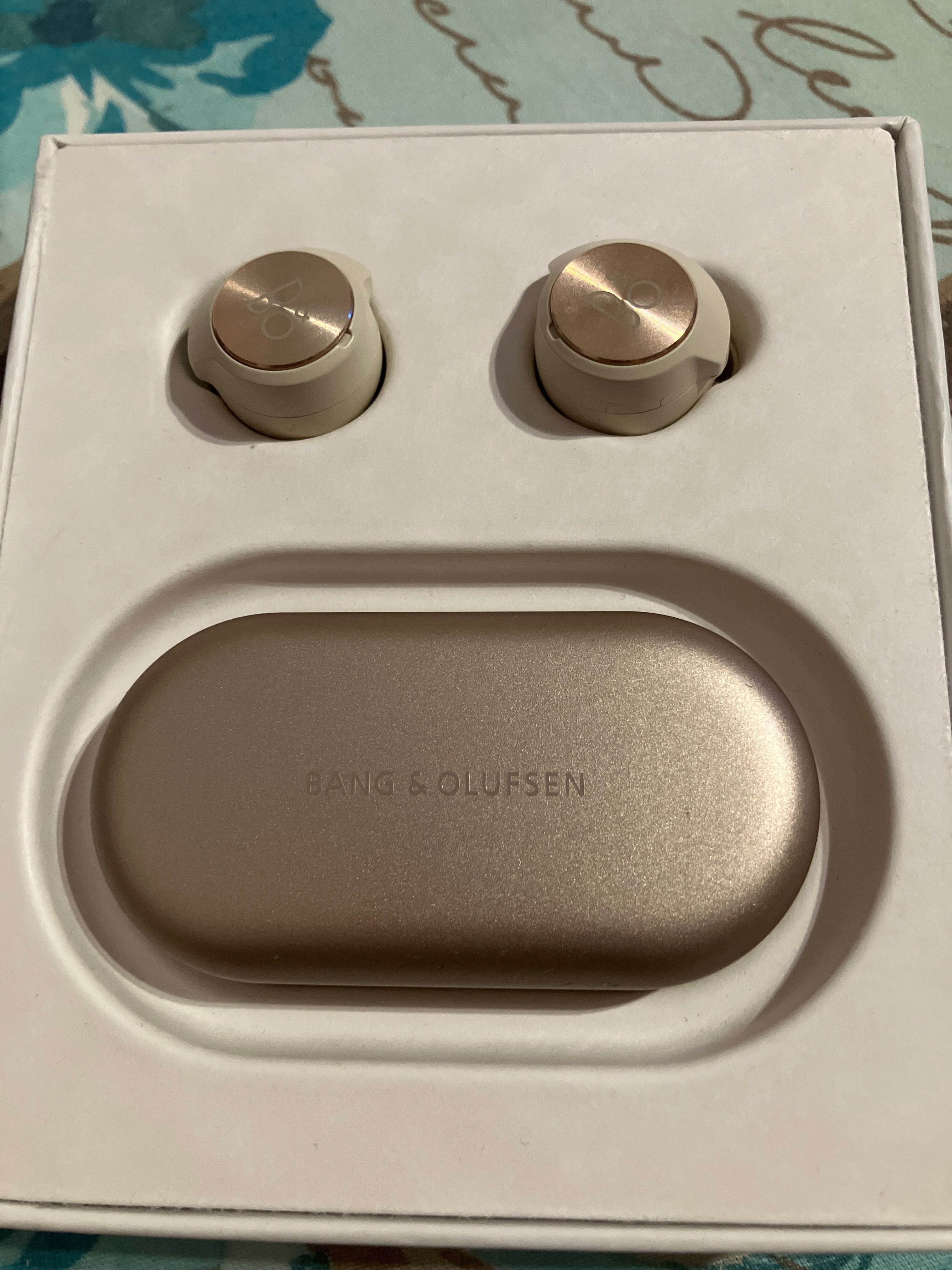 Bang&olufsen eq act .noise cancelling слушалки