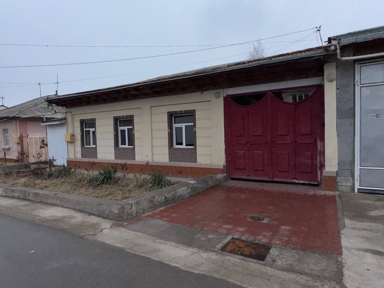 Yangiyoʻl uy sotiladi