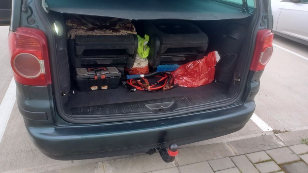 Vw Sharan facelift 2,0 TDI 140 cp, manual, euro 4, an 2006