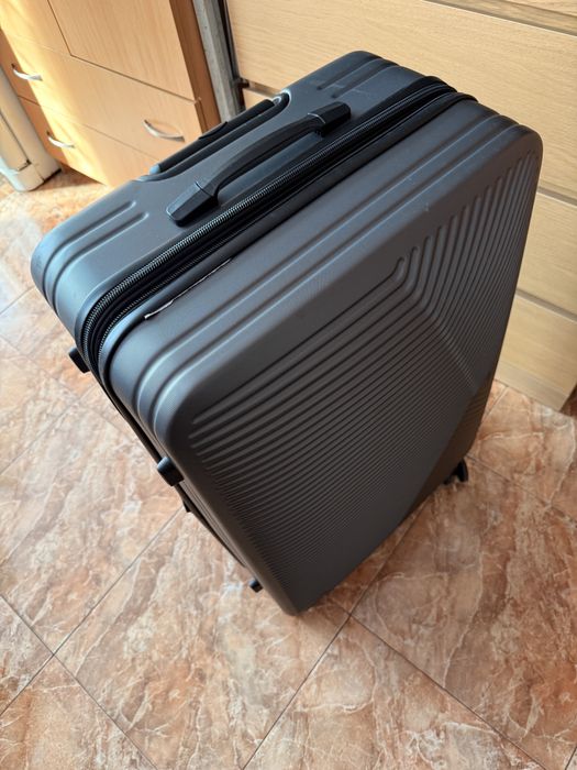 Голям куфар за багаж 80/50/30см