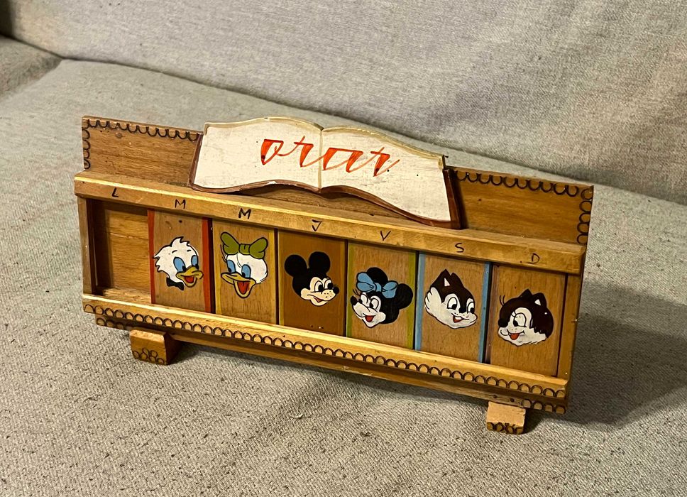 Orar școlar vechi din lemn pictat manual Jucăria Deva anii 70