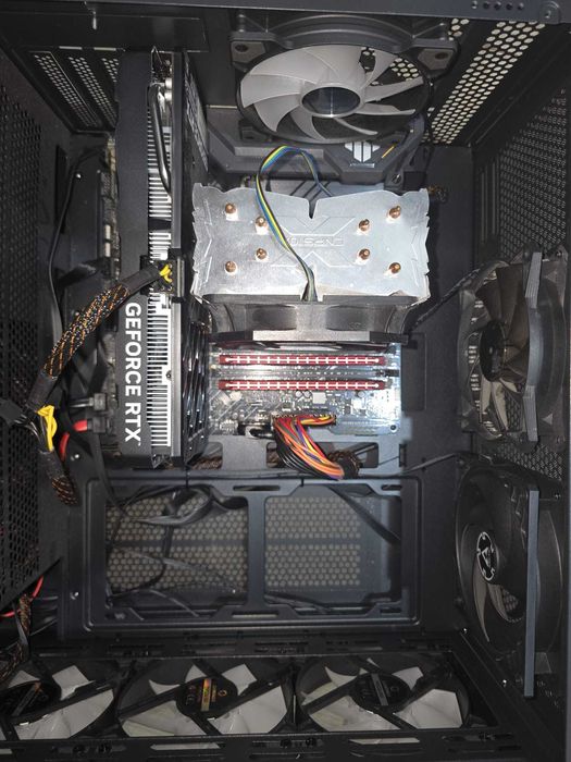 Vand PC Gaming TUF, i5-11400 + 16 GB RAM DDR4 si RTX 4060