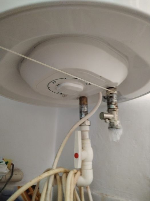 Vând boiler Ariston