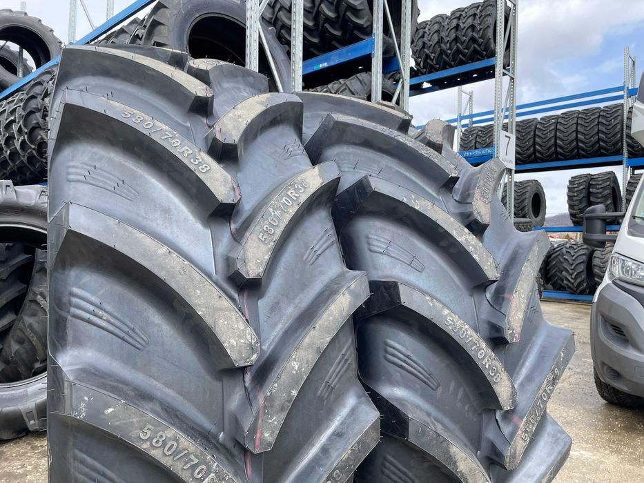 Anvelope 580/70R38 pentru tractor spate marca OZKA
