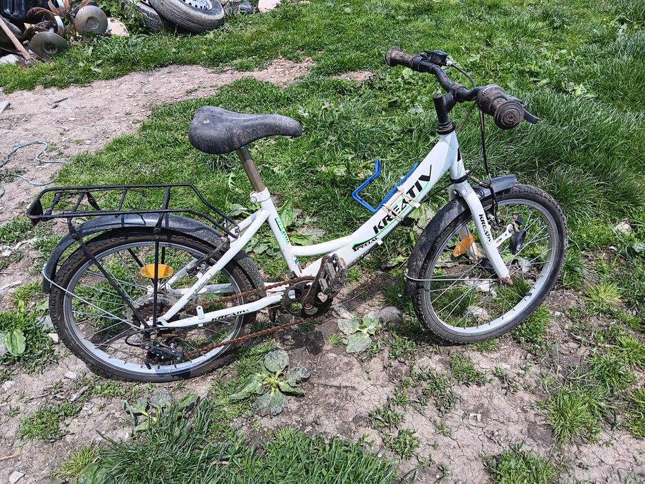 Vând bicicletă copiii