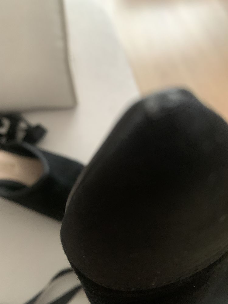 Pantofi Massimo Dutti decupati la spate