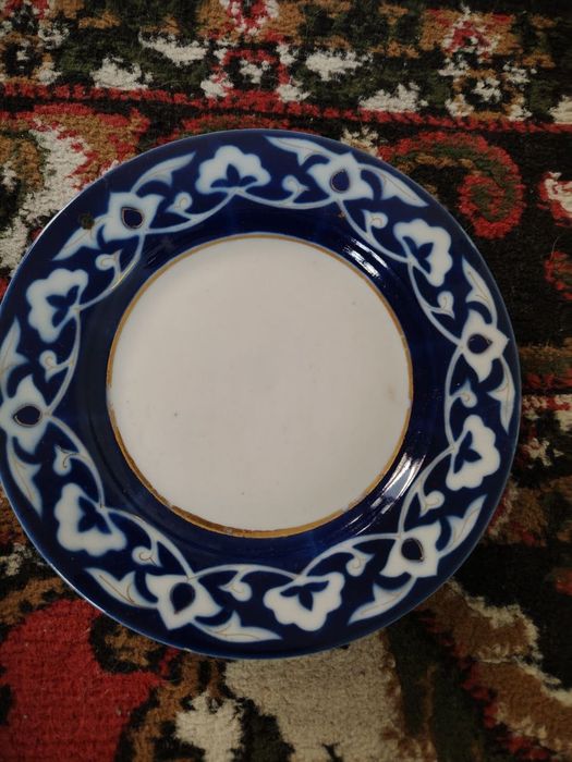 Олдинги идишлар арзонга