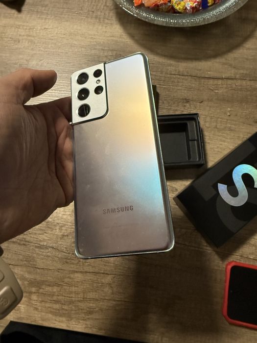 Samsung S 21 ultra stare impecabilă 256 gb spatiu 12 gb ram