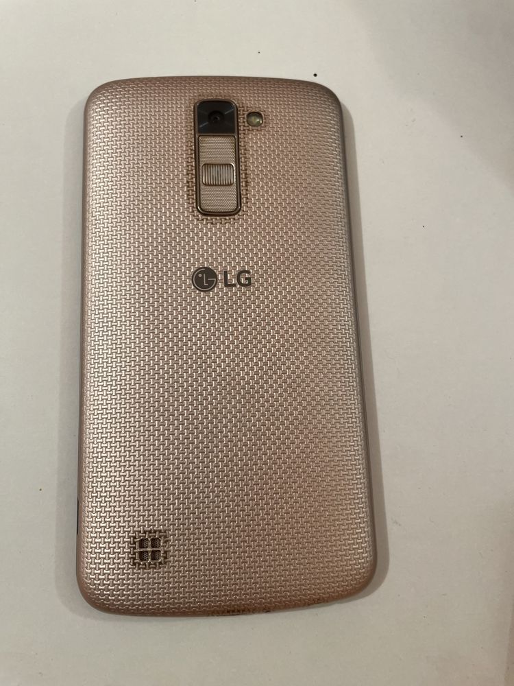 Продаю телефон LG б/у
