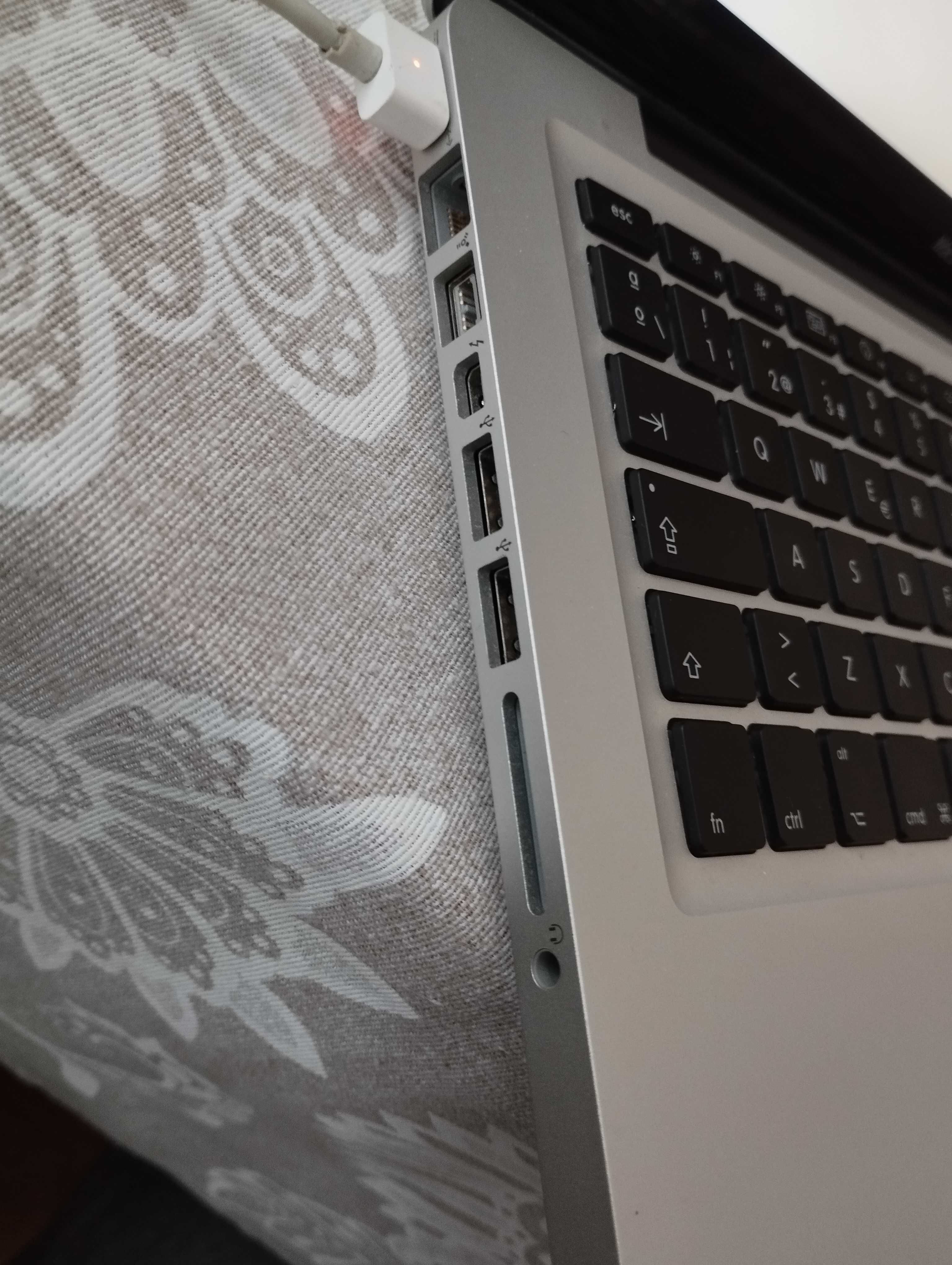 MacBook Pro 2011