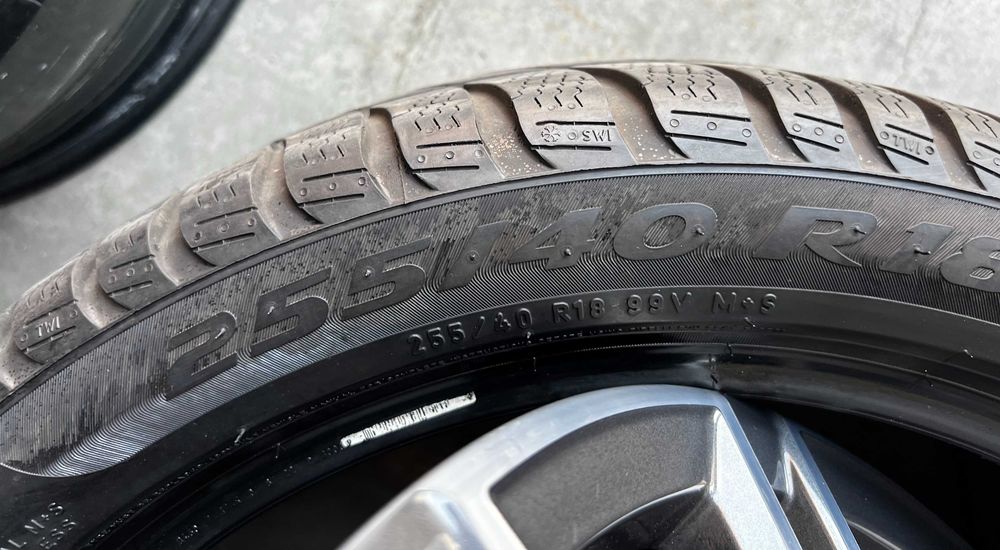 Зимини гуми спорт пакет 225/45/18 255/40/18 Pirelli Sottozero 3* DOT24