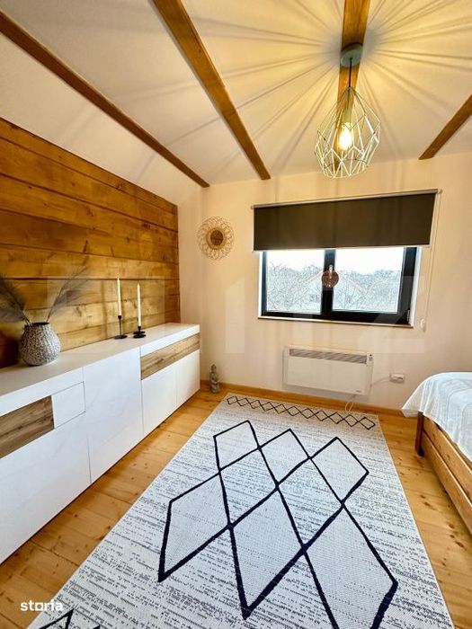Casa ecologica tip sandwich, eficienta energetic, teren 2.673 mp, zona