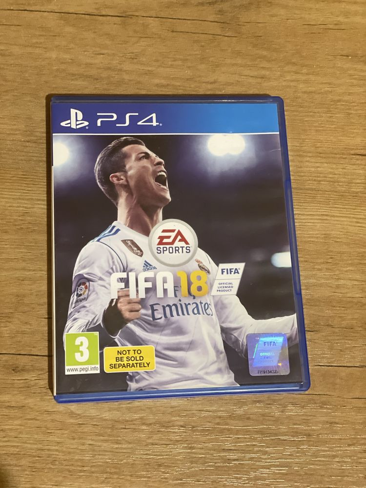 Продавам две игри за PlayStation 4: Watch Dogs и Fifa 18