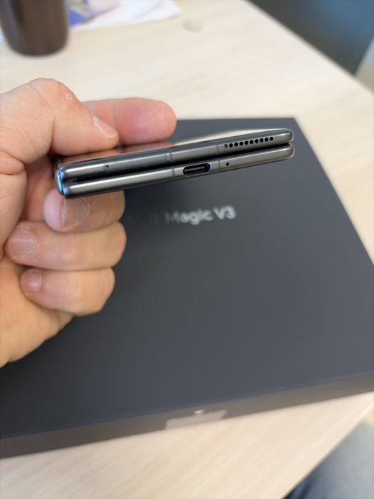 Honor Magic V3 512 GB с гаранция