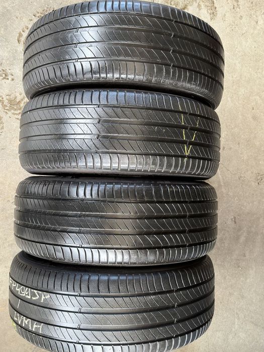 Vând 4 anvelope 235/55/18 michelin de vară la 6,5mm