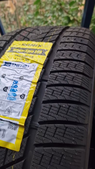 285 45 19 2бр нови зимни гуми.