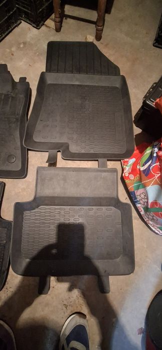 Covorase cauciuc dacia logan3