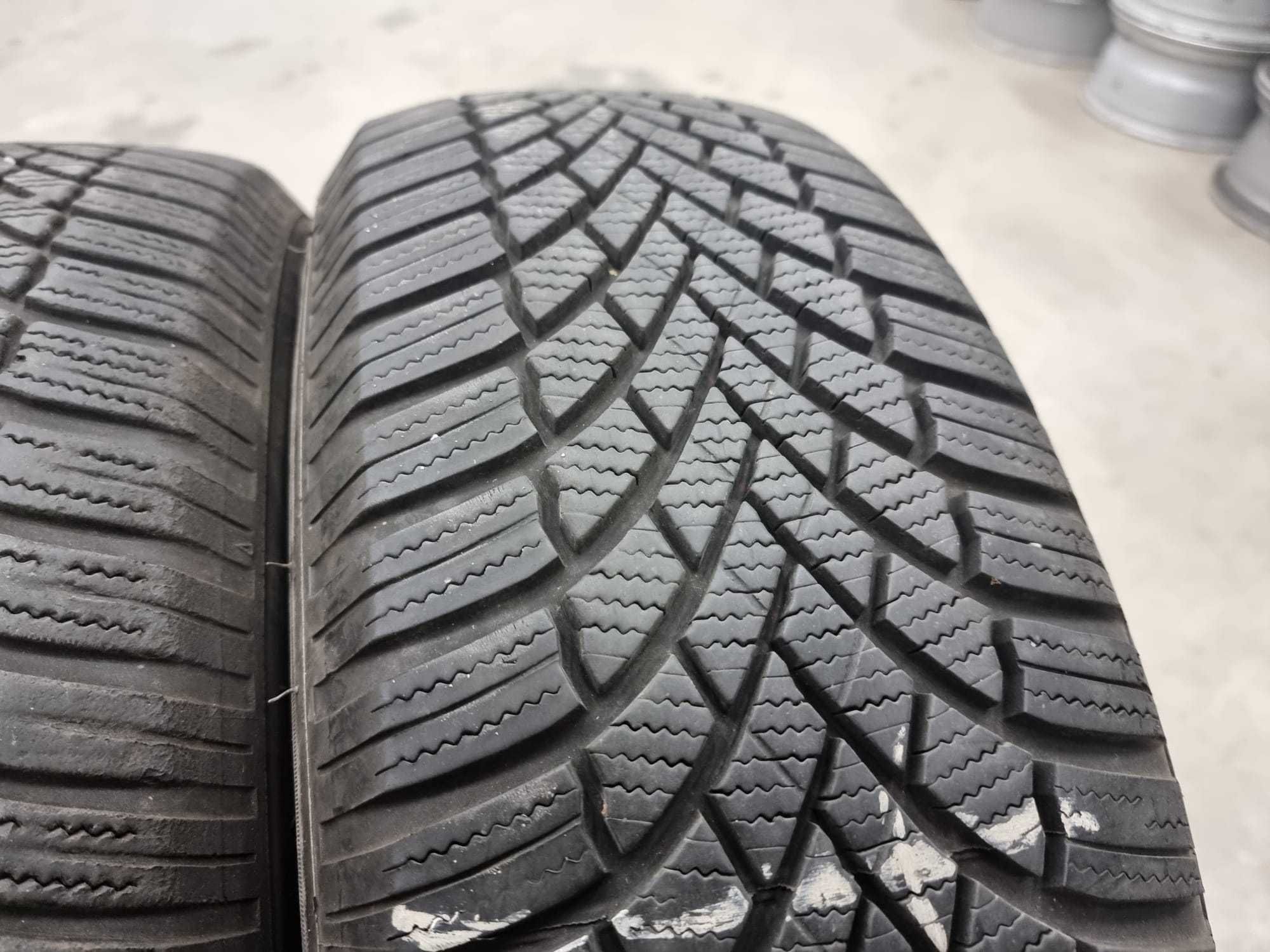 4 Anvelope IARNA 215.65.17 Bridgestone [dot 2021]; stare foarte buna