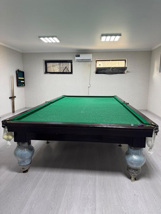 Продается большой бильярдный стол