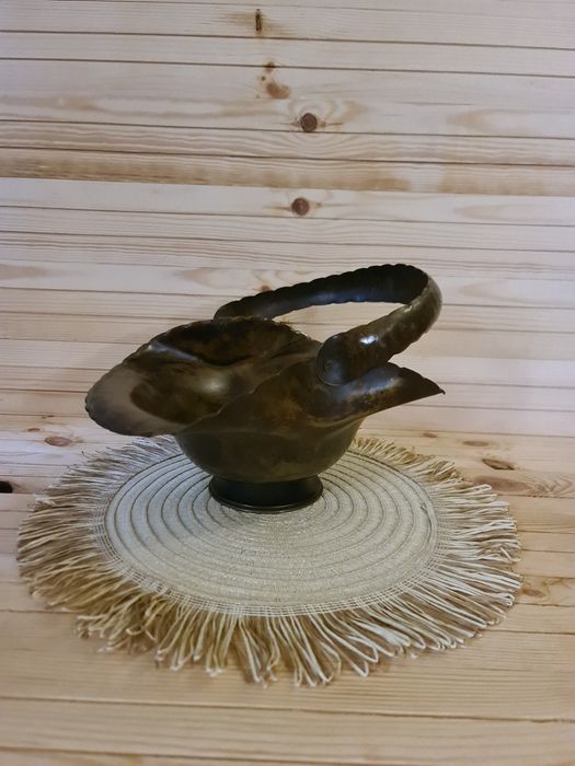 Coș din alama /fructiera