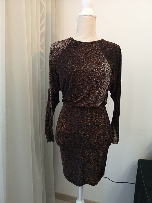 Rochie maro h&m cu mânecă lunga