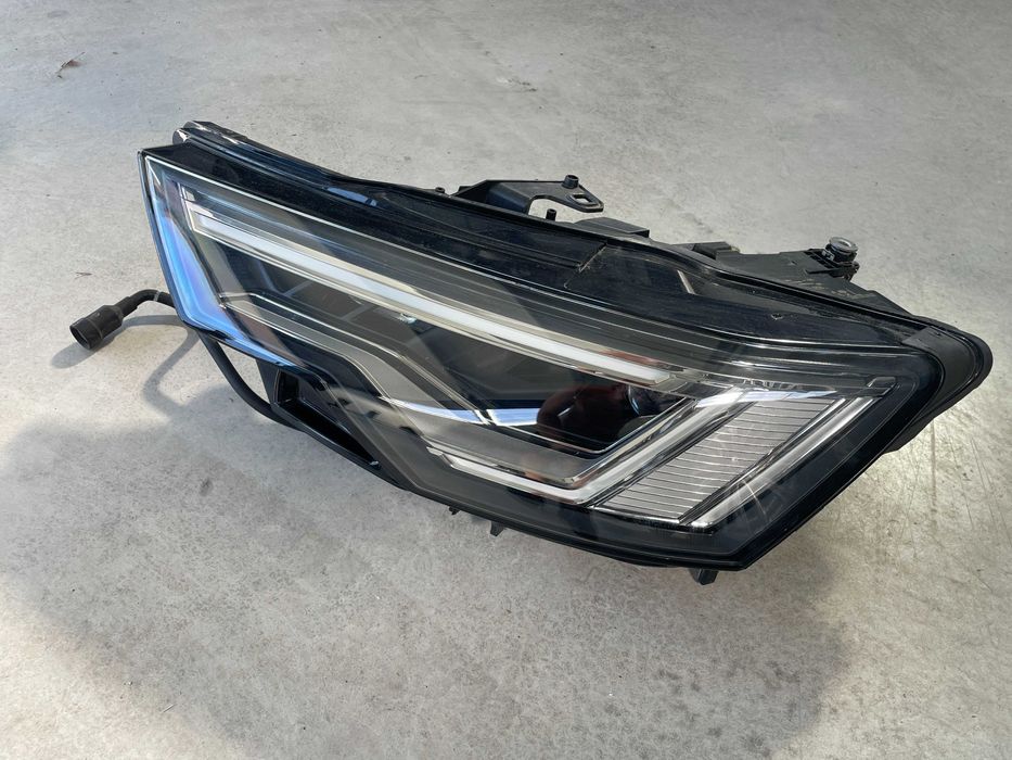 Far stanga Matrix Audi A6 C8 cod 4K0941039A