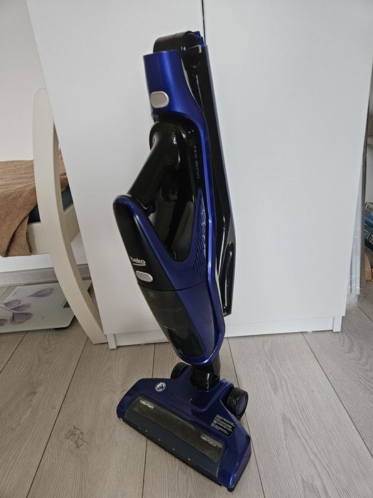 Aspirator vertical Beko PerformCyclone