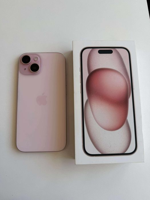 Telefon Iphone 15 Roz ca nou 93% sanatate baterie