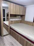 Vand mobila  dormitor +birou