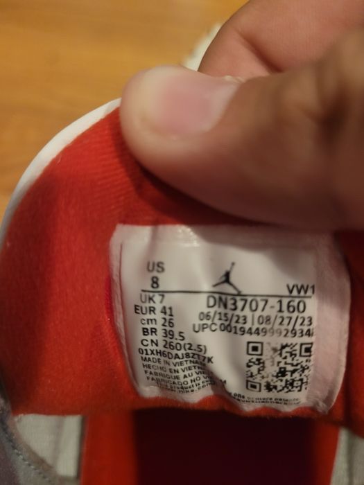 Jordan 3 red&white