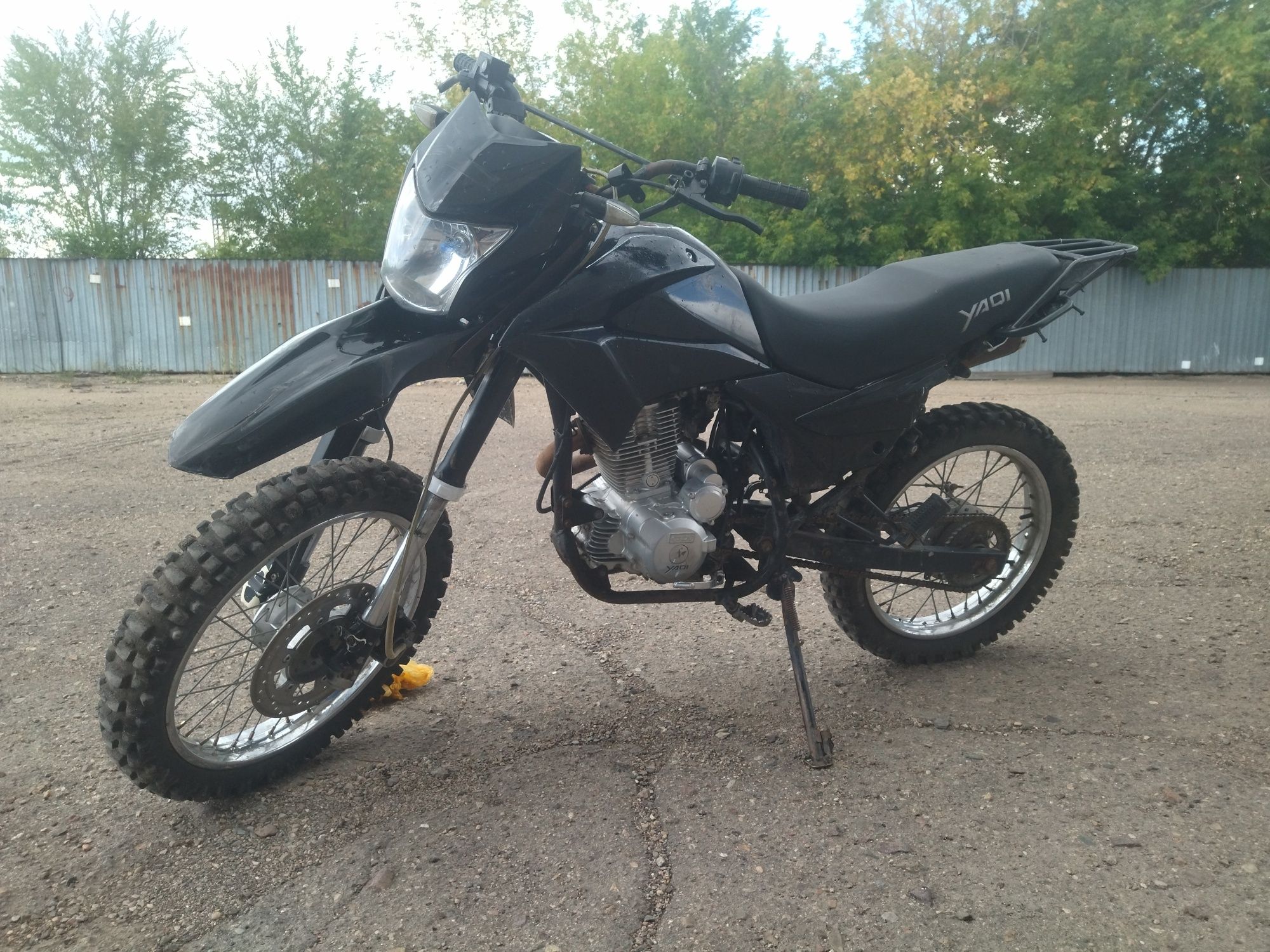 Продам мотоцикл 200 кубов