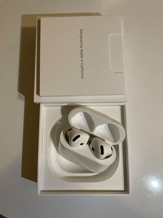 Нови слушалки Apple AirPods 4