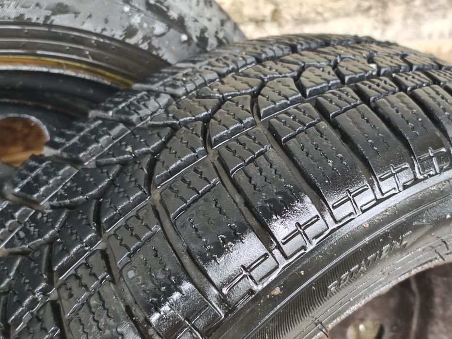 Anvelope iarna 195/55 R15