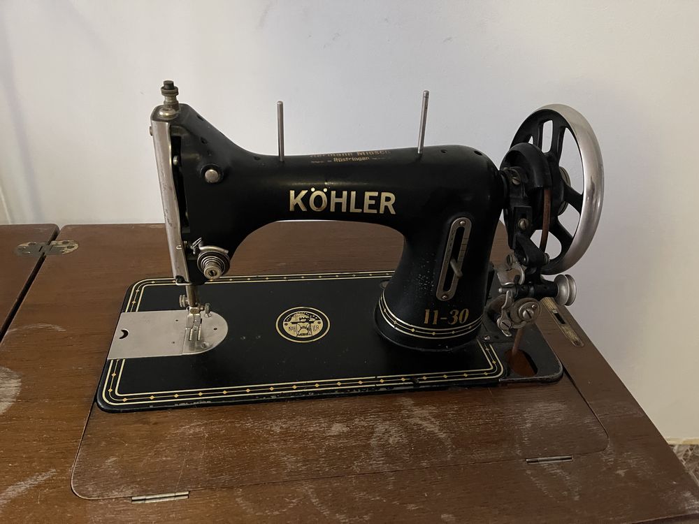 Masina de cusut KÖHLER/import Germania