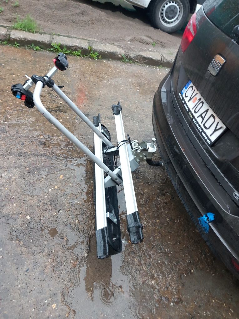 Suport transport  2 biciclete pe carlig