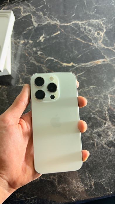 Айфон 15 про 256гб 90%