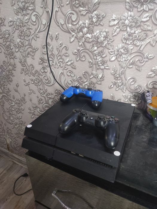 Playstation 4 Slim v. 500Gb