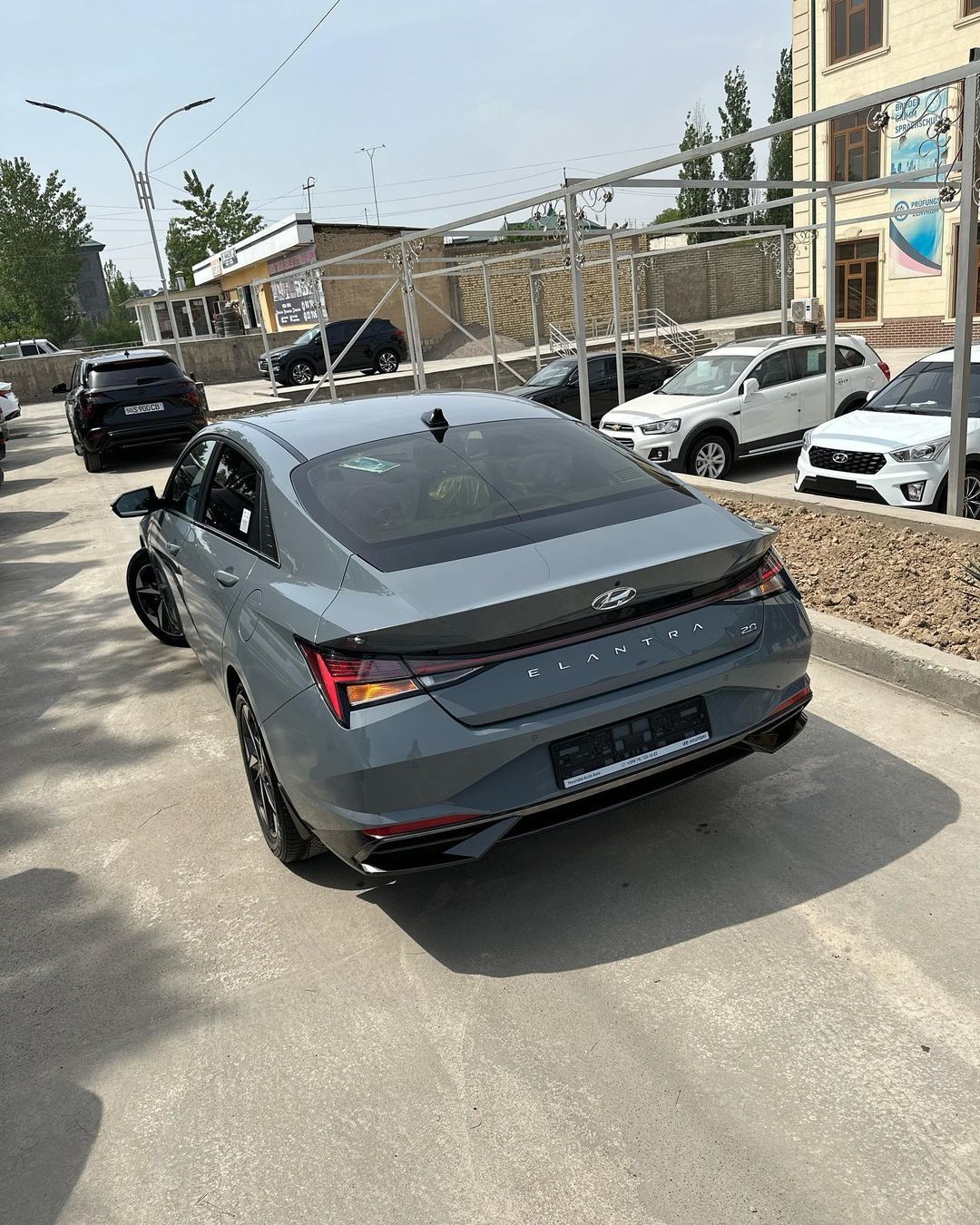 Hyundai Elantra 2.0