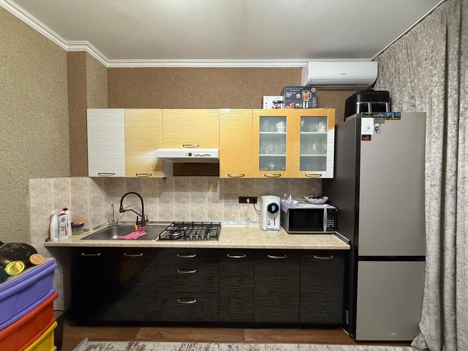 Продаётся кухонный гарнитур!