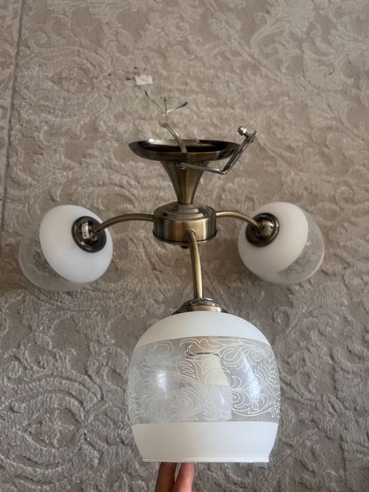 Люстра в отличном состоянии ! Недорого