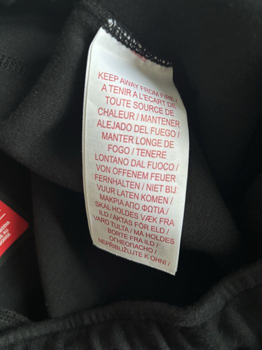 Pantaloni nike tech