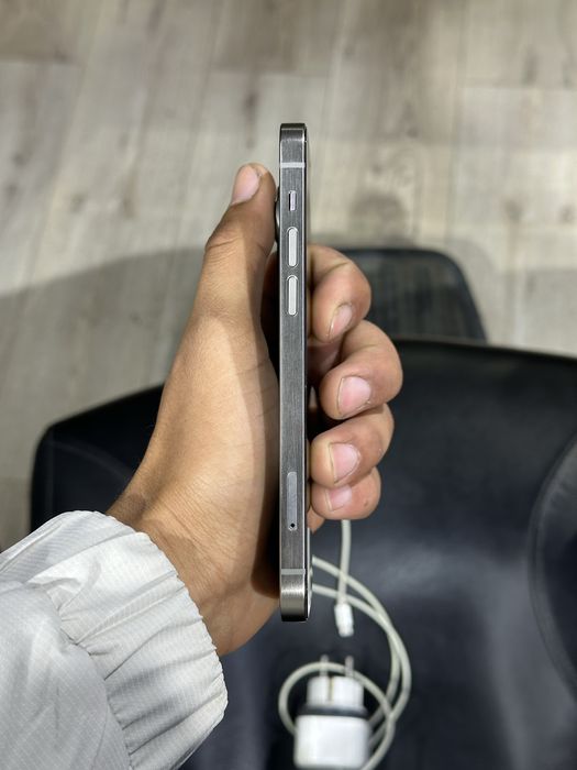 Iphone 12  256gb 16pro korpusda