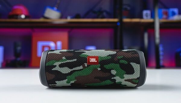 Продам Jbl Flip 4 Портативную Блютуз Колонку