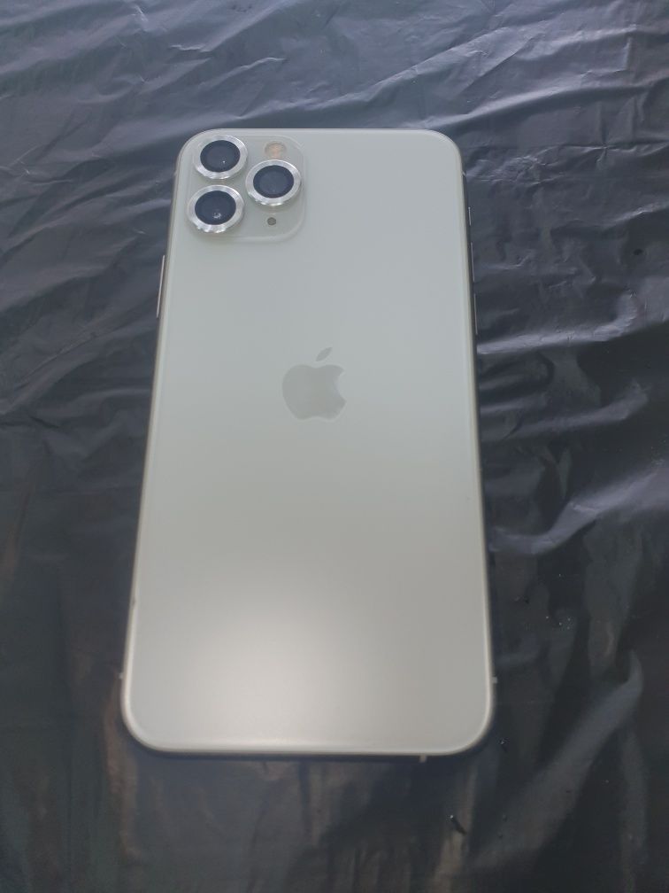 Iphone 11pro holati idial