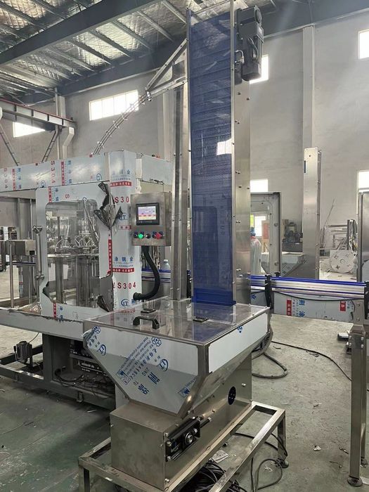 Тулик автомат холатида 0,3 литрдан 1,5 литргача сув куйиш линияси