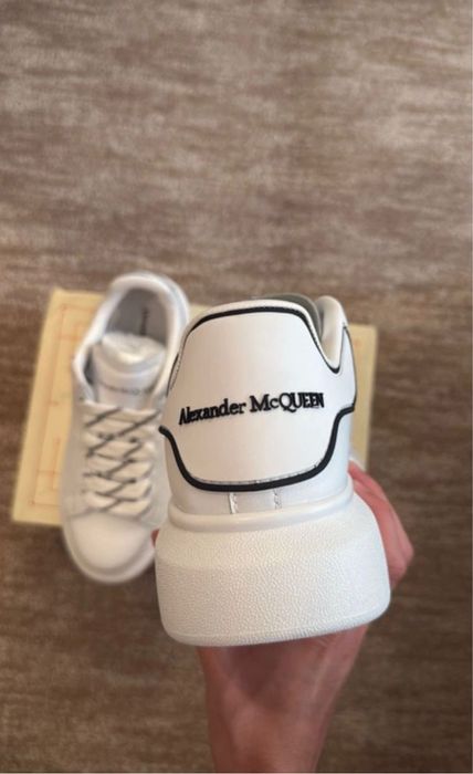 Adidasi Alexander Mcqueen