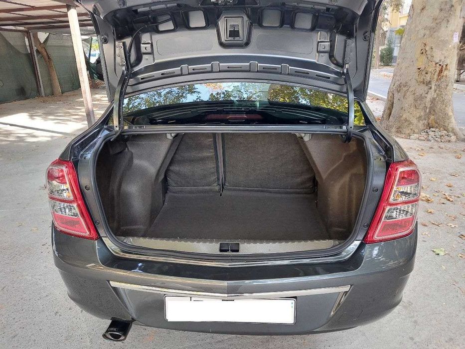 Chevrolet Cobalt, 4 позиция