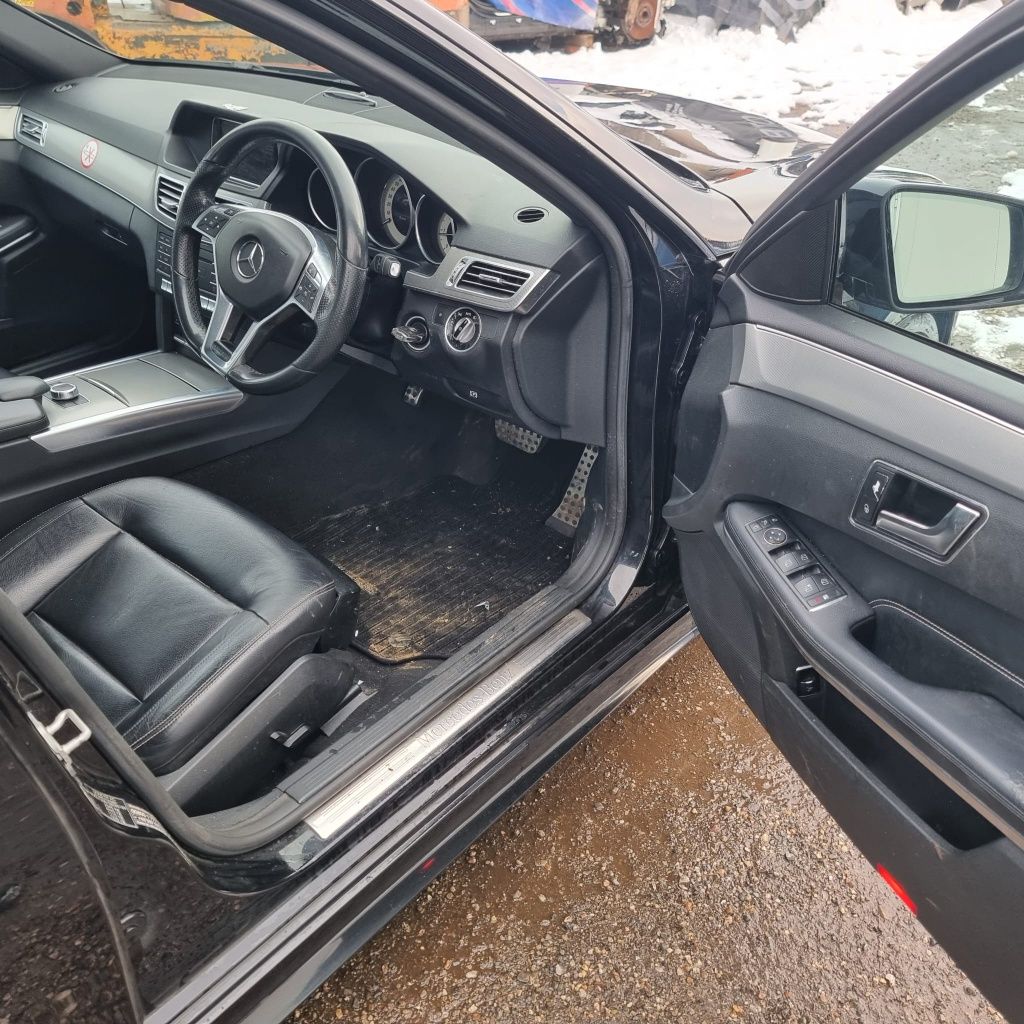 Mercedes-Benz E 220 W212 AMG packet facelift на части